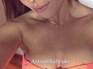 AntonellaBroke