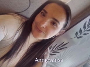 Annievanss