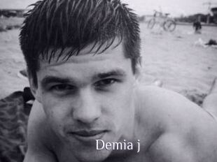 Demia_j