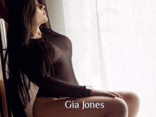 Gia_Jones