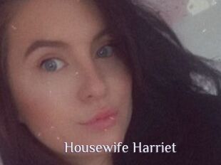 Housewife_Harriet