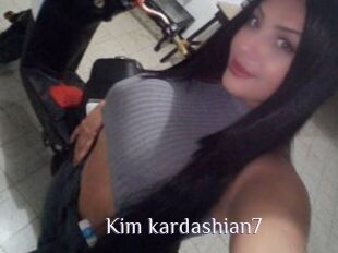 Kim_kardashian7