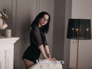 Miajoneses