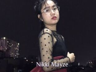 Nikki_Mayze