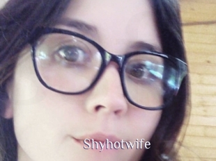 Shyhotwife